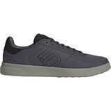 Grey Six/Core Black/Olive Strata